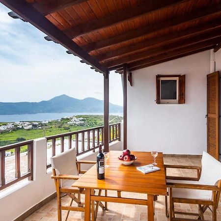 Uncle John'S House With View Villa Tripití Exterior foto